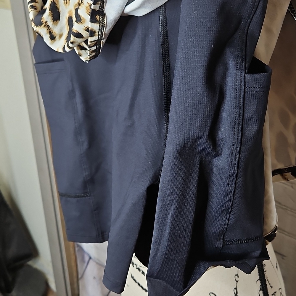 Dona Jo Rio Athletic Skort Cheetah Size M - Picture 3 of 6
